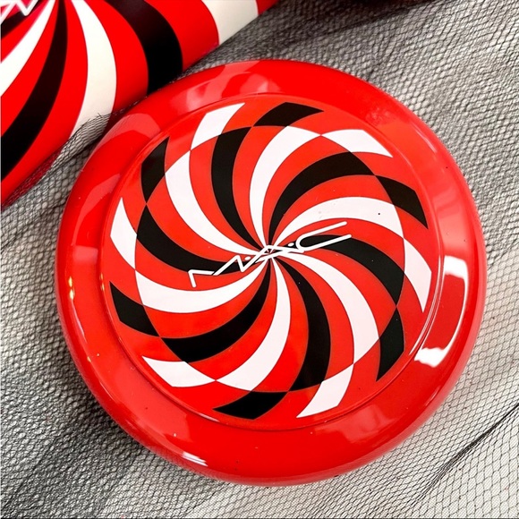 MAC Hyper Real Glow Duo Fortune Teller Blizzard Wizard LIMITED EDITION - Picture 8 of 11